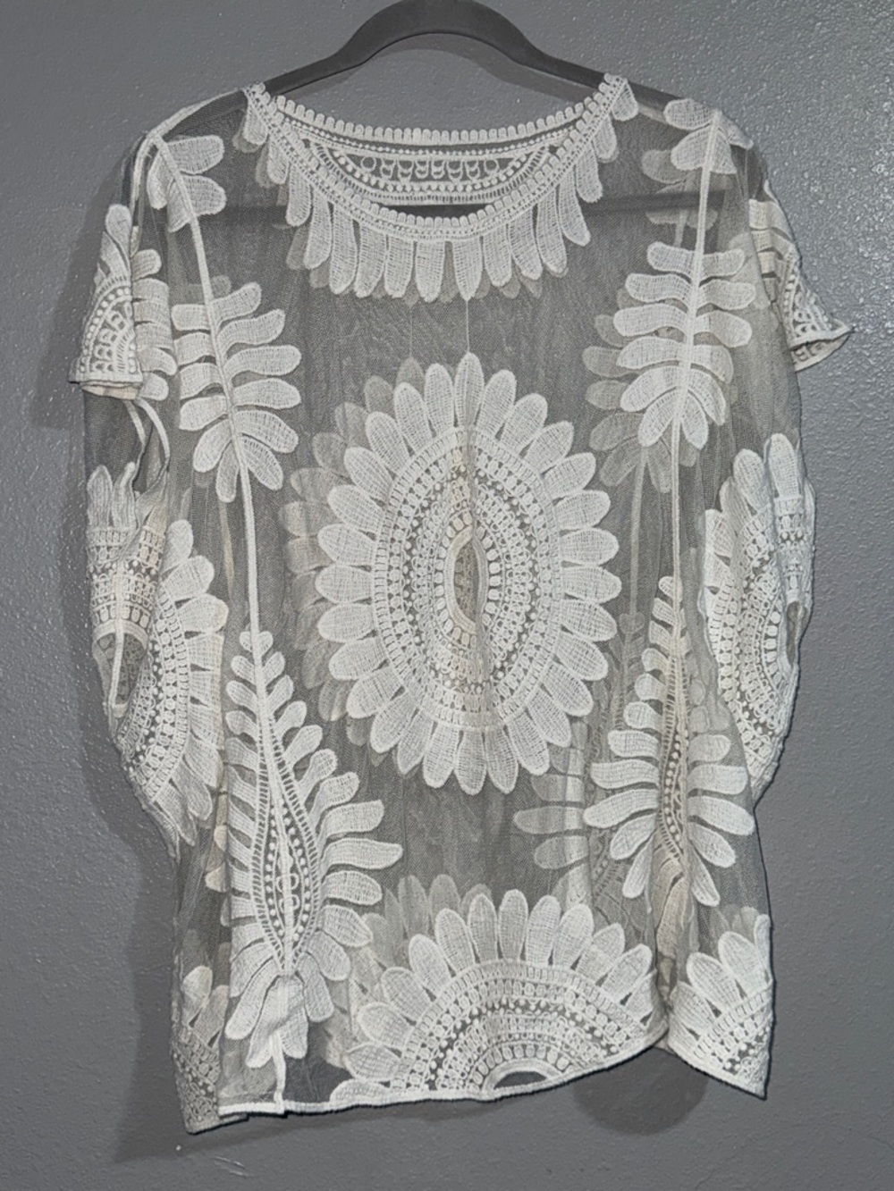 Cupshe White sun floral cover up